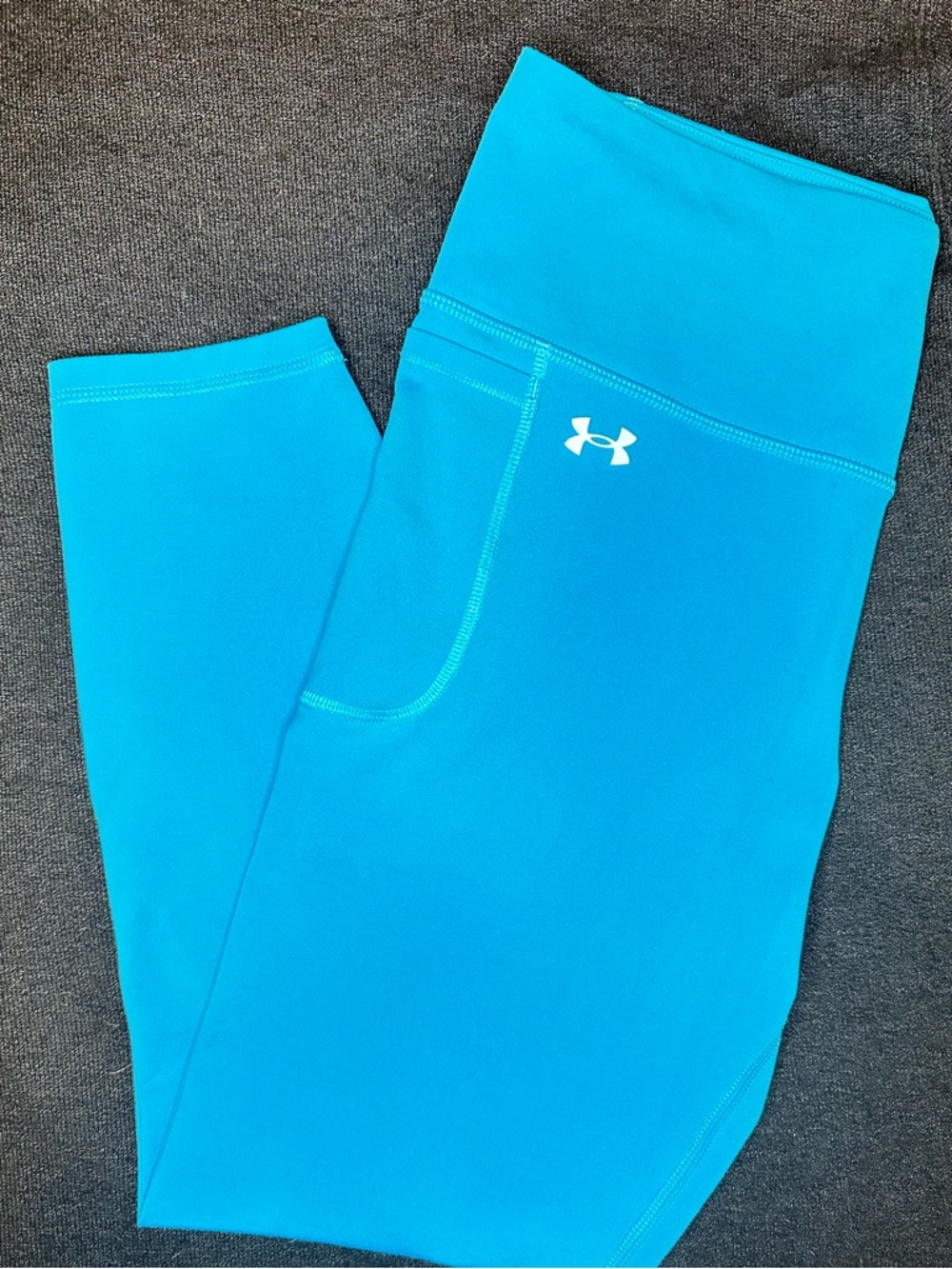 Under Armour HeatGear Capri Leggings Women’s LG Blue High Waist Pocket NWOT